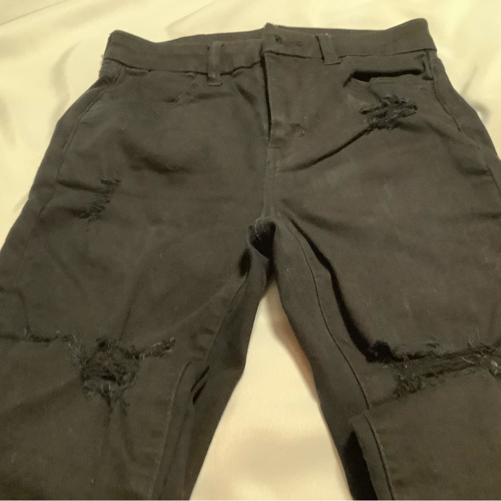 American Eagle outfitters ripped jeans